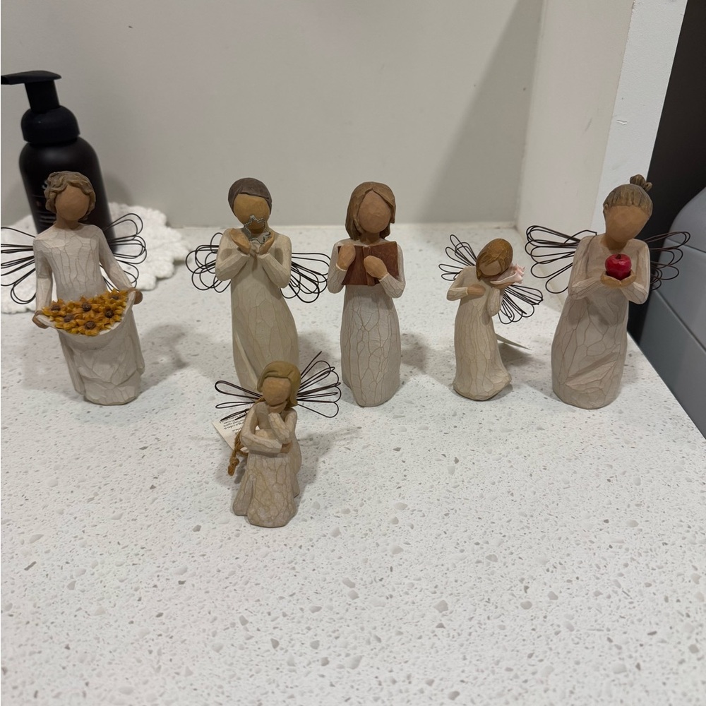 Multiple Willow Tree Angels